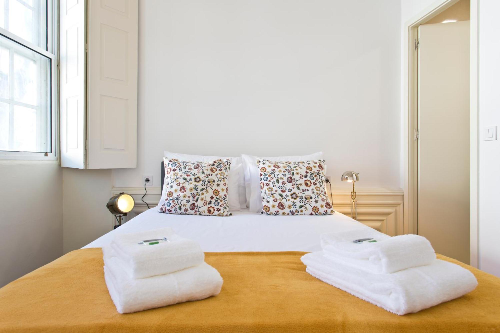 Fine Art Apartments City Center Porto Zimmer foto