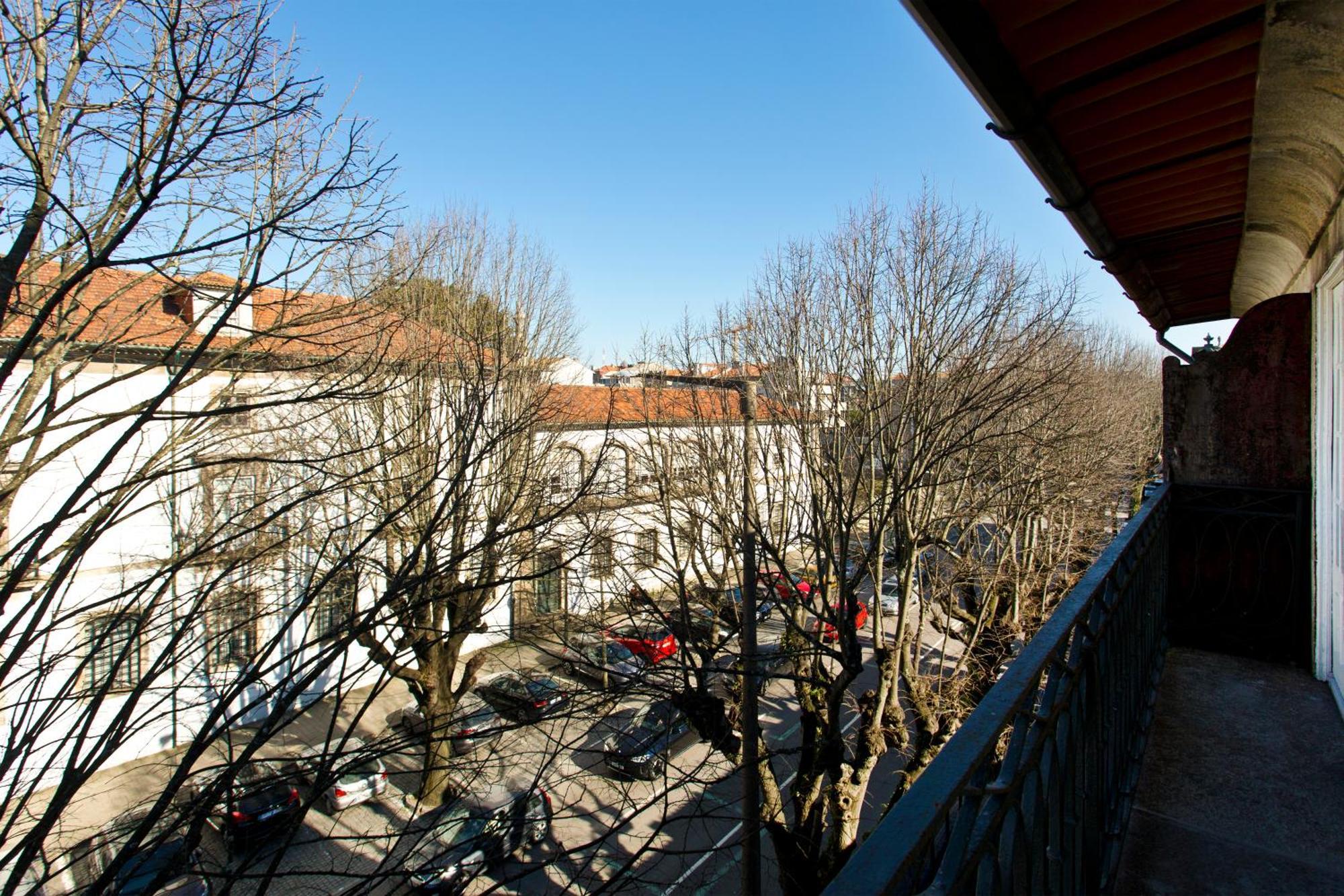 Fine Art Apartments City Center Porto Zimmer foto